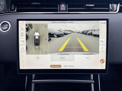 Certified 2024 Land Rover Range Rover Evoque Dynamic SE image 20