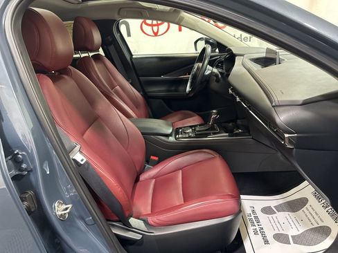 Used 2025 MAZDA CX-30 AWD 2.5 S w/ Preferred Package image 12