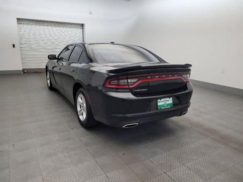 Used 2020 Dodge Charger SXT RWD image 5