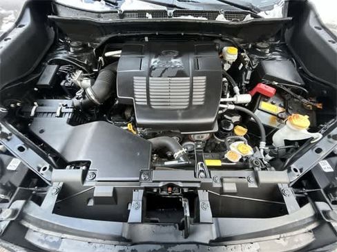 Used 2023 Subaru Forester Touring image 28
