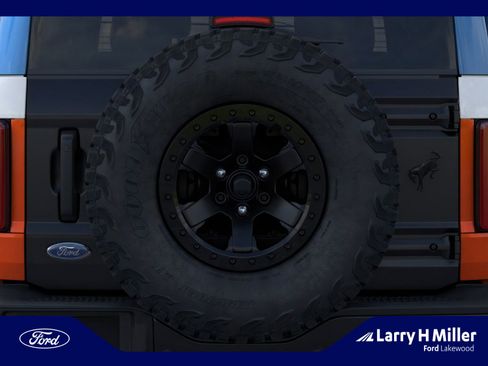 New 2025 Ford Bronco Stroppe Edition image 24