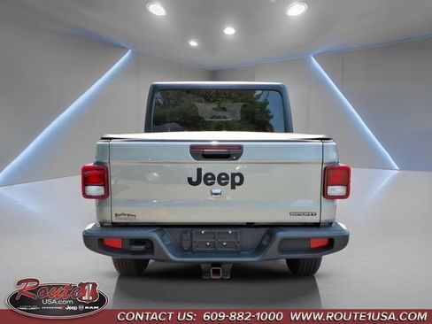 Used 2020 Jeep Gladiator Sport w/ Quick Order Package 24S AWD/4WD image 5