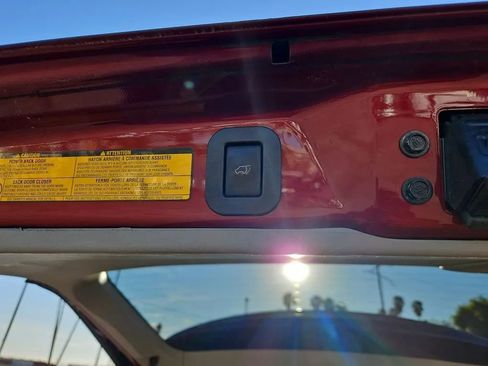 Used 2013 Toyota Sienna XLE w/ Premium Pkg image 22