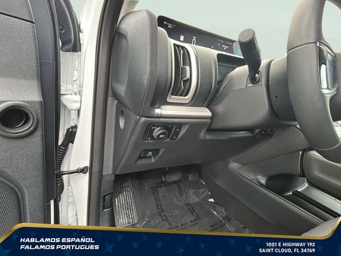 Used 2025 Ford Expedition Max Active AWD/4WD image 15