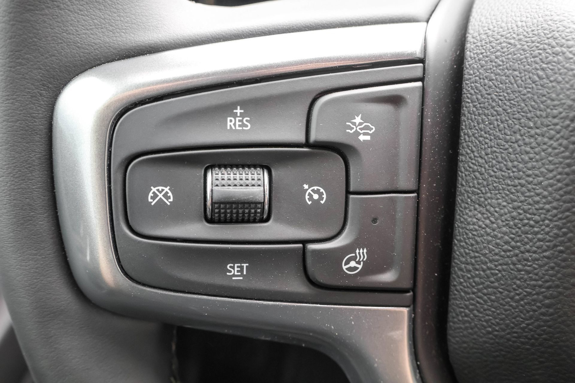 New 2025 Chevrolet Silverado 1500 LT AWD/4WD image 27