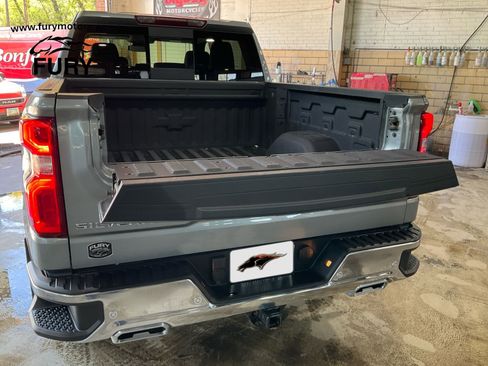 Used 2024 Chevrolet Silverado 1500 LTZ w/ LTZ Premium Package AWD/4WD image 25
