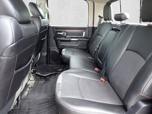 Used 2016 RAM 1500 Laramie w/ Convenience Group AWD/4WD image 8