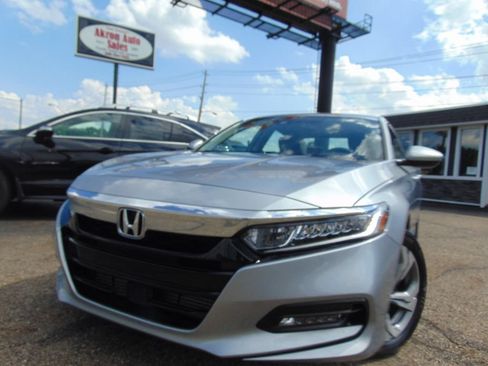 Used 2020 Honda Accord EX image 34