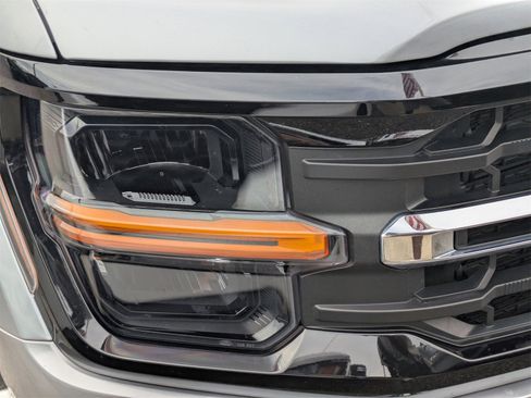 Used 2024 Ford F150 XLT w/ Mobile Office Package image 11