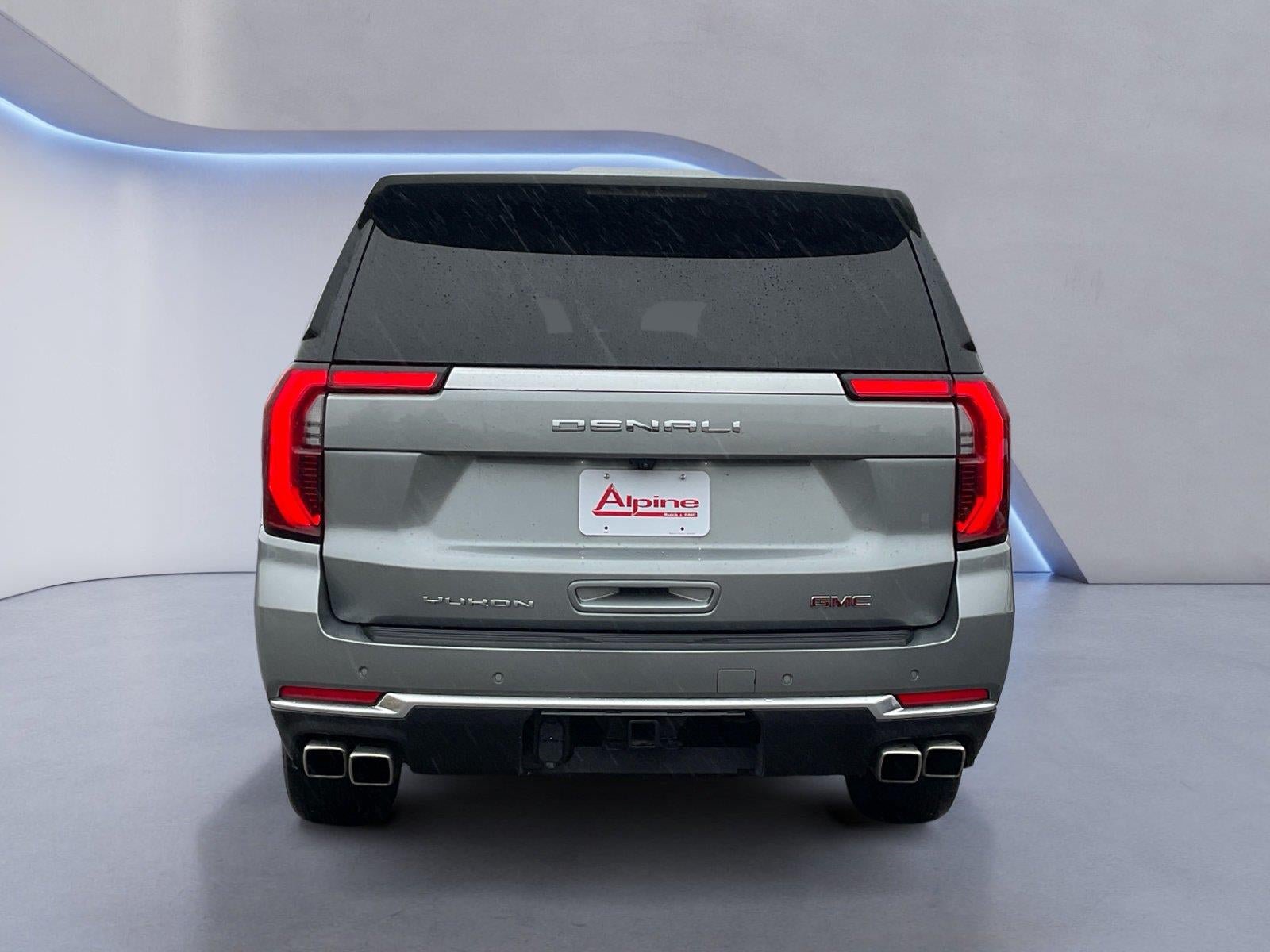 Used 2025 GMC Yukon XL Denali AWD/4WD image 4