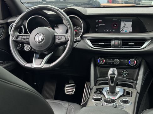 Used 2022 Alfa Romeo Stelvio Ti image 26