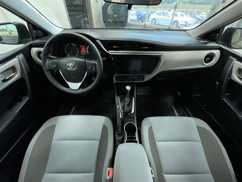 Used 2019 Toyota Corolla LE FWD image 22