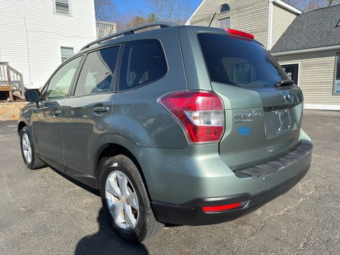 Used 2015 Subaru Forester 2.5i Premium AWD/4WD image 5