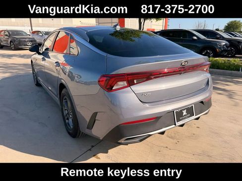 Used 2021 Kia K5 LX image 2