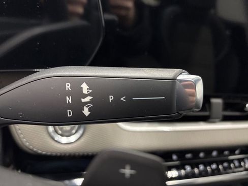 New 2026 Chevrolet Equinox LT w/ Convenience Package II image 24