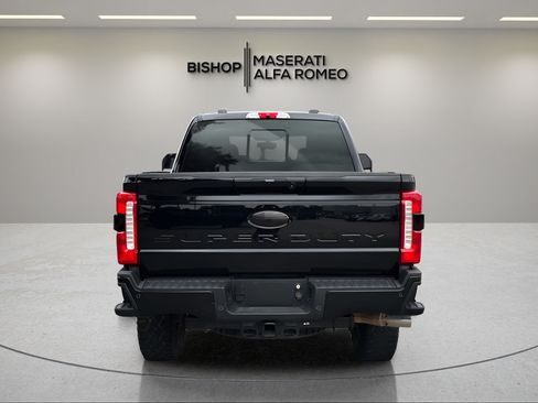 Used 2023 Ford F250 Lariat w/ Tremor Off-Road Package AWD/4WD image 4