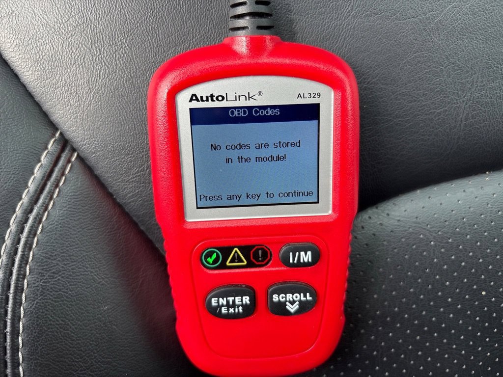 Used 2023 Chrysler Pacifica Touring-L FWD image 22