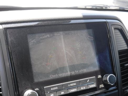 Used 2022 Nissan Titan S RWD image 19