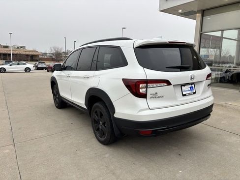 Certified 2022 Honda Pilot TrailSport image 7