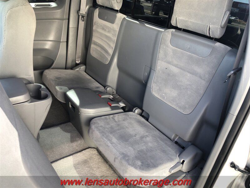 Used 2010 Toyota Tacoma 2WD Access Cab w/ SR5 Pkg #2 image 16