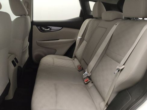 Used 2019 Nissan Rogue Sport SV FWD image 18