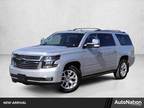 Used 2019 Chevrolet Suburban Premier w/ Premier Plus Edition AWD/4WD image 1
