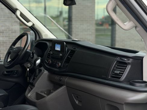 Used 2021 Ford Transit 250 Medium Roof image 9