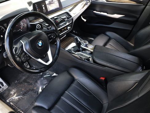 Used 2018 BMW 640i Gran Turismo xDrive w/ M Sport Package AWD/4WD image 6