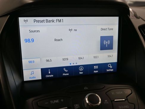 Used 2016 Ford Escape SE w/ Equipment Group 201A FWD image 16