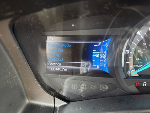 Used 2015 Ford Expedition EL Platinum image 18