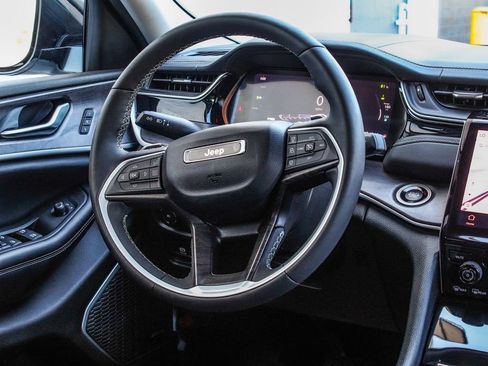 Used 2023 Jeep Grand Cherokee 4WD 4xe image 26