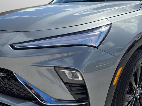 Used 2025 Buick Envista Sport Touring w/ Convenience I Package image 13