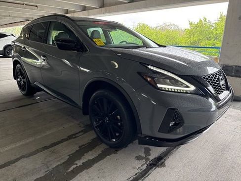Used 2023 Nissan Murano SV w/ SV Midnight Edition Package image 13