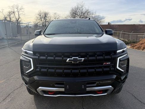 Used 2025 Chevrolet Tahoe Z71 w/ Comfort Package image 2