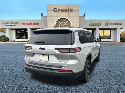 Used 2024 Jeep Grand Cherokee L Limited w/ Black Appearance Package image 3