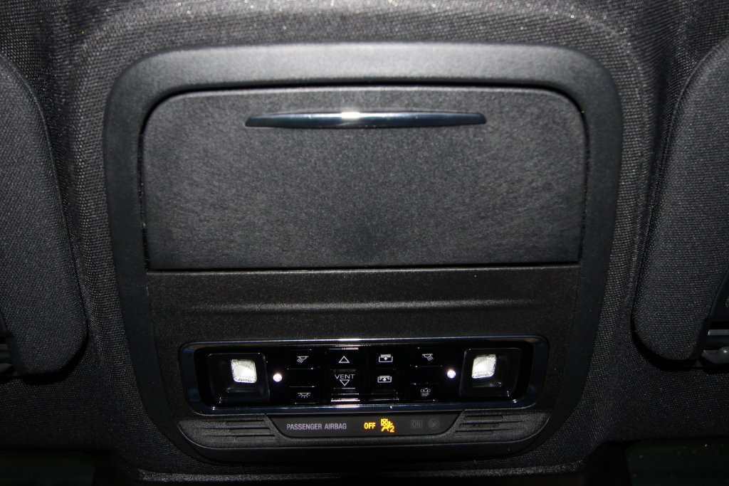 Used 2025 Lincoln Corsair Grand Touring AWD/4WD image 19
