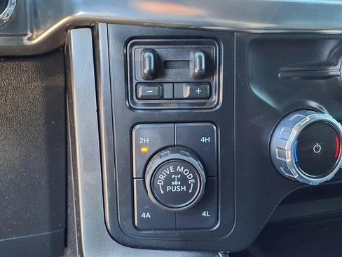 Used 2023 Ford F150 Lariat w/ Equipment Group 502A High image 32