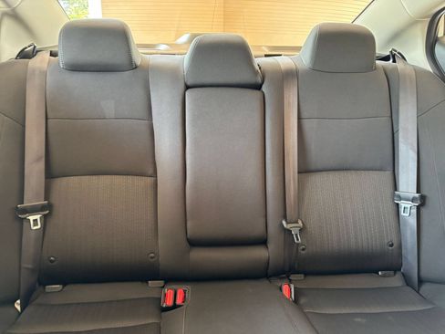 Used 2025 Nissan Altima 2.5 SV FWD image 38