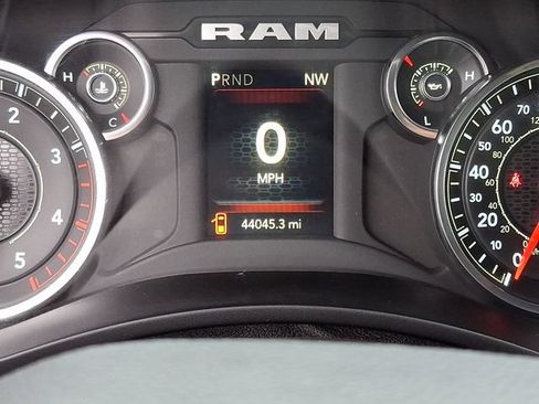 Used 2024 RAM 2500 Big Horn AWD/4WD image 19