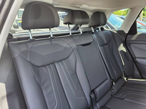 New 2026 Audi Q3 quattro 2.0T AWD/4WD image 14