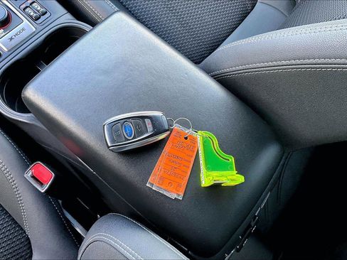 Used 2023 Subaru Forester Premium image 11