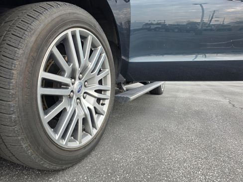 Certified 2022 Ford Expedition Limited image 21