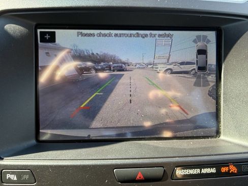 Used 2019 Ford Explorer XLT w/ Equipment Group 202A image 30