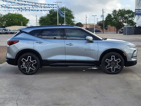 Certified 2023 Chevrolet Blazer RS w/ Driver Confidence II Package FWD image 8