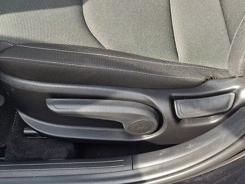 Certified 2023 Kia Forte LXS w/ LXS Technology Package image 25