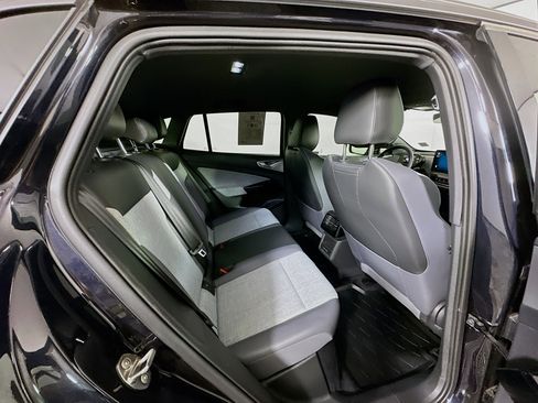 Used 2023 Volkswagen ID.4 Pro image 29