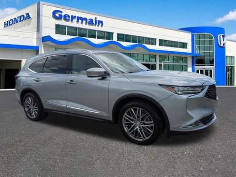 Used 2024 Acura MDX SH-AWD w/ Advance Package image 3
