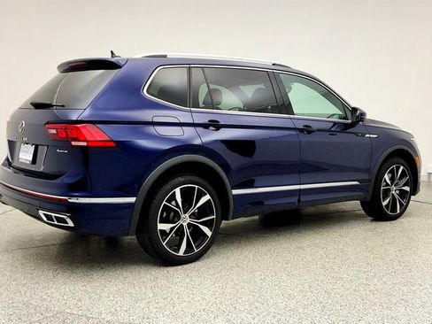 Used 2024 Volkswagen Tiguan SEL R-Line w/ MDO Package, Two-Row image 5