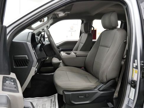 Used 2020 Ford F250 XLT w/ XLT Premium Package image 11