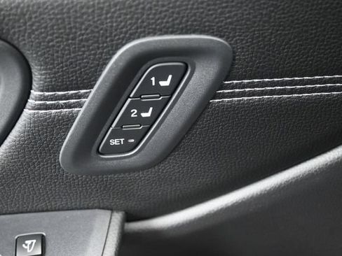 New 2026 Honda Pilot Touring image 21